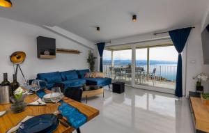 Gorgeous Apartment In Bregi With Wifi 