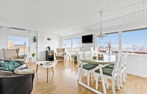 Beautiful Home In Allinge With Wifi