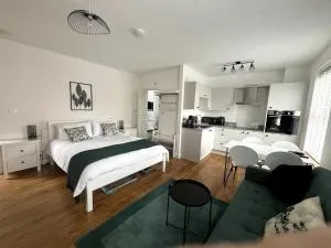 The Grocery Shop - Kingston on Soar