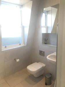 New! Fantastic 1 Bedroom Flat SW6 near Central London