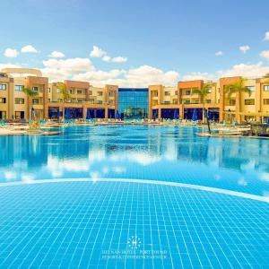 شقه فندقيه - هلنان بورفؤاد