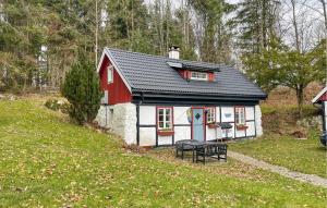 Amazing Home In Hässleholm With Wifi