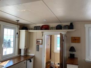 Beautiful oceanfront cottage