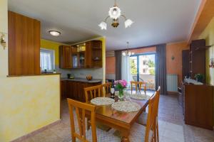 Apartement Radovan 3 mit Meerblick in Strandnähe 