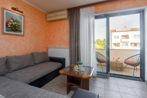 Apartement Radovan 3 mit Meerblick in Strandnähe 