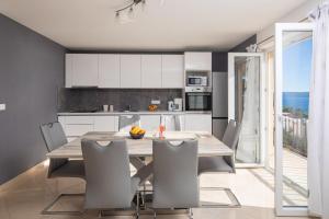 Family sea view XXL apartment
