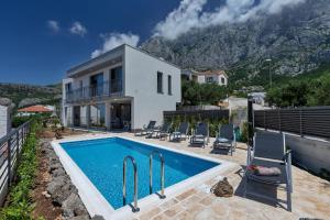 Moderne Villa Smart mit Pool und Meerblick