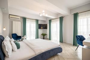 Double Room with Balcony and Sea View room in Hotel Ges