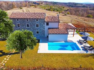 Ferienhaus mit Privatpool für 6 Personen ca 105 qm in Marušici, Istrien Binnenland von Istrien 