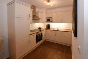 Bernstein Mare Luxor Apartment 6