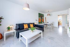 797 HOLIDAY RENTALS - Espectacular atico con vistas para 6