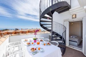 797 HOLIDAY RENTALS - Espectacular atico con vistas para 6