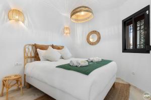 ViVi Homes - Robina Pool, Garden, Terrace & Beach