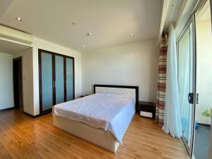 The Costa Luxury 2 Bedrooms, SeaView