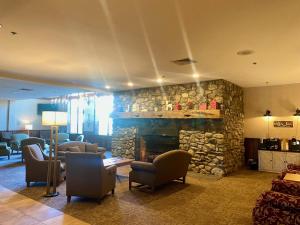 Cozy Ski in out Cabin in Berkshire Resort