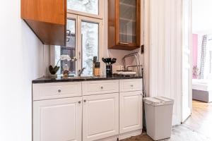 Lovely 1BR Apt. near AKH Hospital