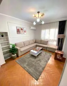 Aloha Maadi - El-Basâtîn