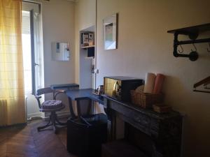 Chambres avec salle de bains et cuisine en centre ville Argenton sur Creuse