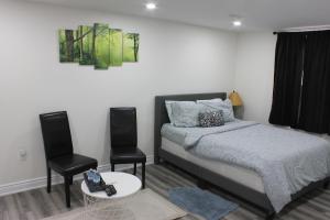 Comfy basement near KW airport - 4hvězdičkové hotely ve městě Kitchener