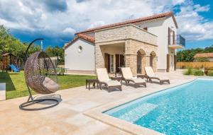 Ferienhaus in Cukrići mit Privatem Pool 