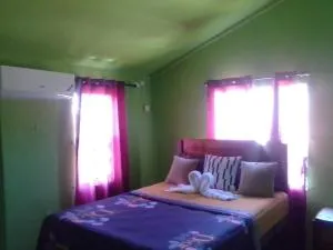 Cheerful 2-Bedroom Home in Falmouth Garden - Silver Sands