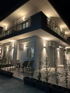 anastasia luxury apartments - 3hvězdičkové hotely ve městě Nea Moudania