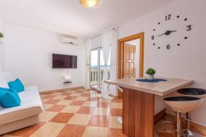 Appartement mit Balkon und Meerblick - b57225 