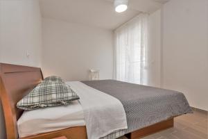 Ferienwohnung für 4 Personen ca 70 qm in Vrsi, Dalmatien Norddalmatien