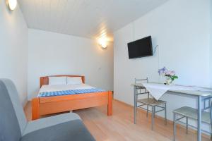 Ferienwohnung für 5 Personen ca 40 qm in Fažana-Surida, Istrien Istrische Riviera