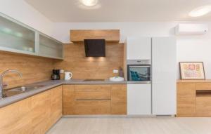 Ferienwohnung in Novigrad mit Terrasse und Garten 