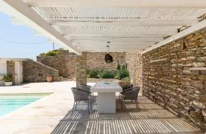 Koundouros Petra house - Pisses