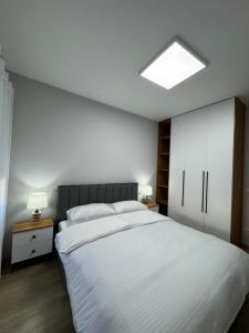 Town Square Apartment Tirana 6