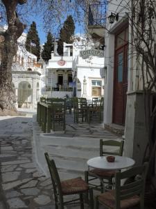 Skaris Guesthouse Tinos Tinos Greece