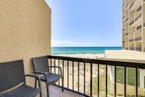 Beachfront Panama City Condo with Balcony and Views!