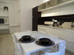 Design & Fashion District Apartment