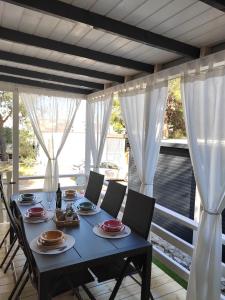 Beach House Lana, 704