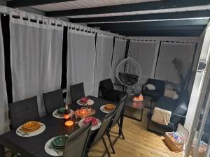 Beach House Lana, 704