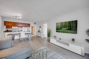 Incredible 1 BED 1 BTH • Brickell • Ocean View