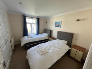 Atlantic Hideaway 4 bedroom Holiday Home