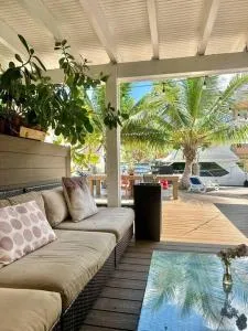 Lugar encantador balcón vista al agua - نورث ميامي بيتش