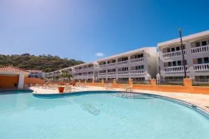 Golden Dream Villas & Studio A/B Pool View - Isabela