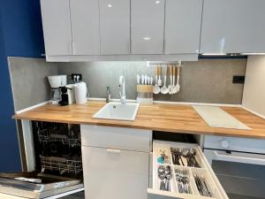 Neue exklusive Ferienwohnung mit Pool