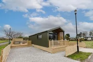 Lowfield Lodge & Hot Tub - Humberston Fitties Beach - Tetney