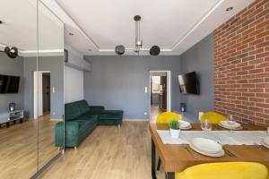 Cichy Apartament w Centrum Warszawy Koszyki