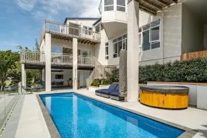 Wanaka Entertainer - 玛卡罗拉