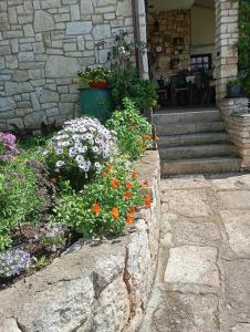 Apartments with parking space Liznjan, Medulin - 11152