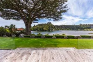 Riverstone House - Awatuna