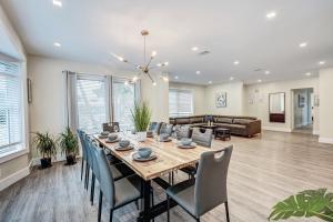 Luxury Villa WALK 5 minutes to Hollywood Beach