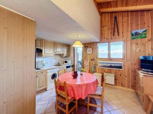 Appartement avec garage proches ski bus à Combloux - FR-1-560-126