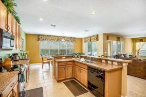 Spacious and Relaxing Home with South Facing Pool home